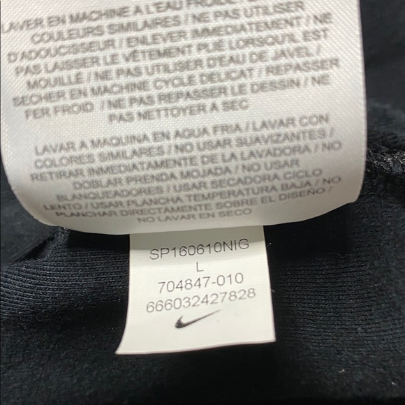 Nike SB Black Fleece Crewneck Sweater - Picture 9 of 9